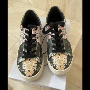 Steve Madden floral sneakers